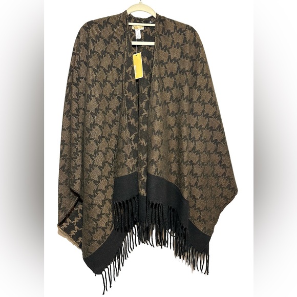 NWT Michael Kors Shawl Signature MK Logo Jacquard Cape Wrap One Size - Picture 1 of 10